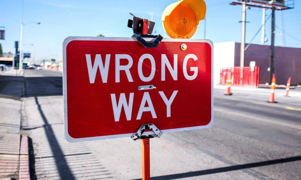 10 attachment theory mistakes to avoid